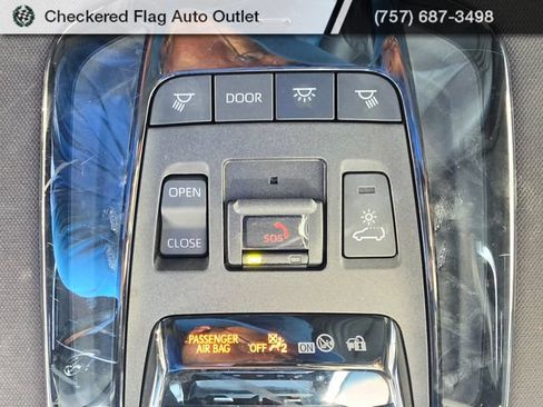 Used 2021 Toyota Venza Limited w/ Advanced Technology Package AWD/4WD image 10