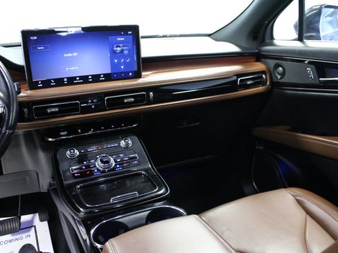Used 2022 Lincoln Nautilus Reserve w/ Equipment Group 201A AWD/4WD image 19
