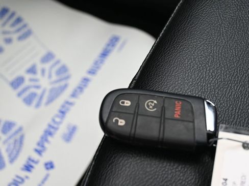 Used 2025 Jeep Compass Limited AWD/4WD image 29