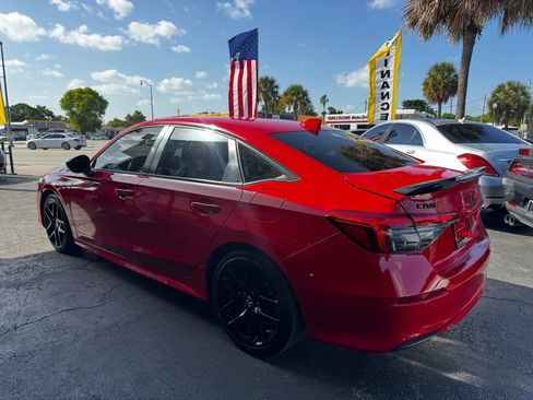 Used 2022 Honda Civic Sport image 6