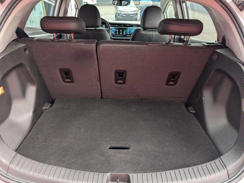 Used 2022 Chevrolet Bolt LT w/ Infotainment Package image 17