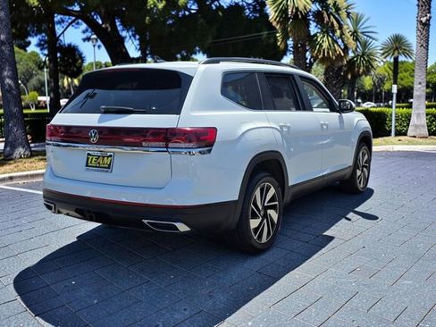 Used 2024 Volkswagen Atlas SE FWD image 4