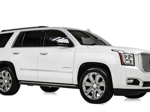 Used 2016 GMC Yukon Denali w/ Open Road Package AWD/4WD image 1