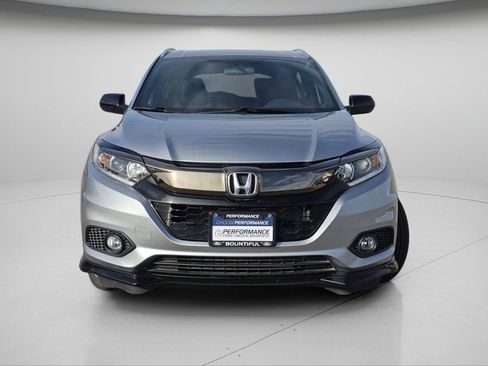 Used 2019 Honda HR-V Sport image 3