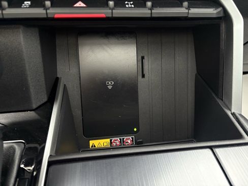 Certified 2025 Toyota Sequoia Platinum image 29