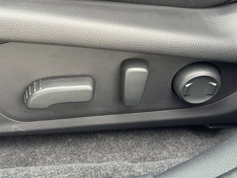 New 2026 Subaru Crosstrek 2.5i Limited w/ Popular Package #3A image 13