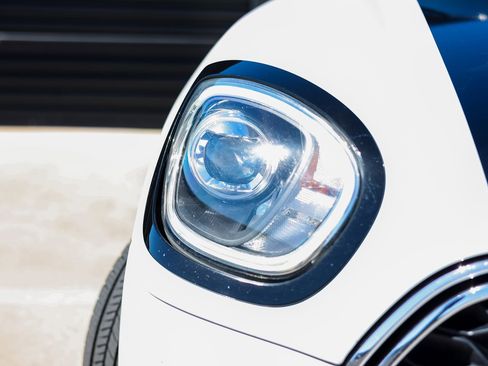 Used 2020 MINI Cooper Countryman S w/ Premium Package image 13