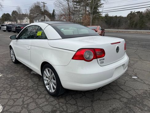 Used 2010 Volkswagen Eos Komfort image 11