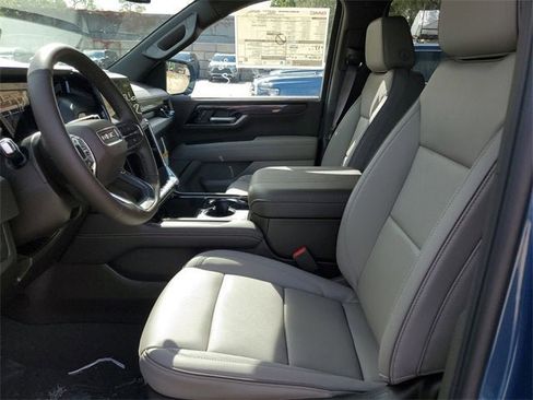 New 2026 GMC Yukon XL Elevation image 19