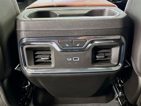 Used 2025 GMC Sierra 1500 Denali Ultimate AWD/4WD image 27