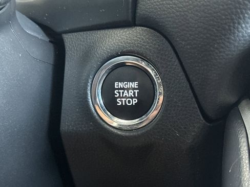 Used 2025 Toyota RAV4 XLE image 25