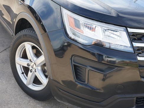 Used 2018 Ford Explorer FWD image 5