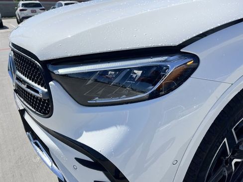 New 2026 Mercedes-Benz GLC 300 image 13