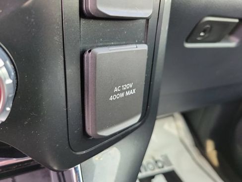 Used 2022 Ford F150 Lariat AWD/4WD image 34