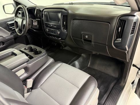 Used 2018 Chevrolet Silverado 1500 W/T RWD image 24