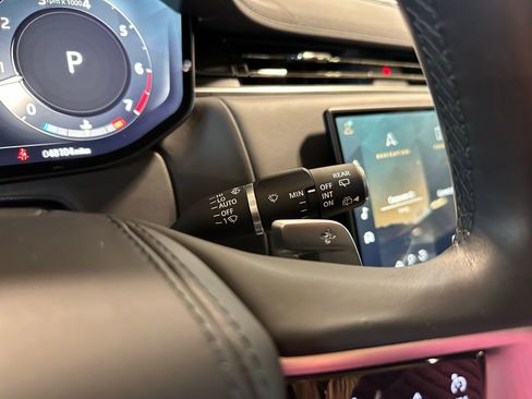 Used 2023 Land Rover Range Rover SE image 20