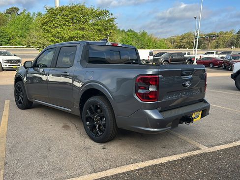 New 2026 Ford Maverick Lobo AWD/4WD image 6