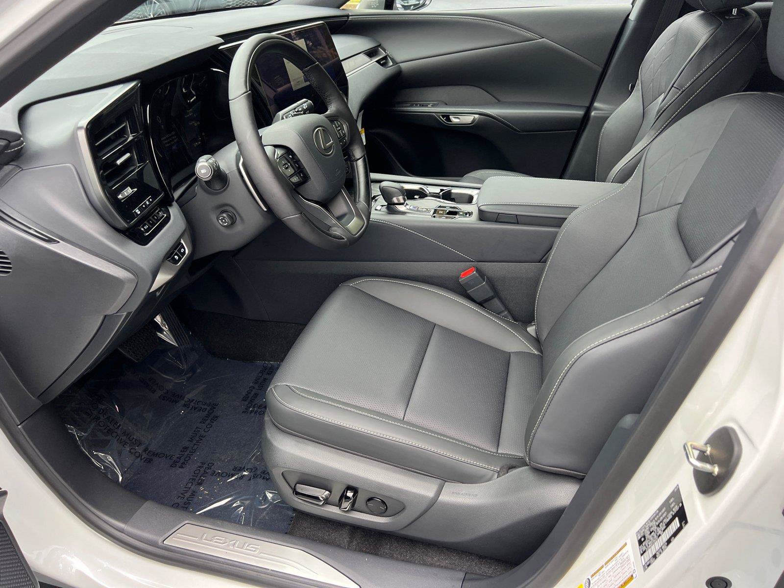 New 2026 Lexus RX 350 FWD image 9