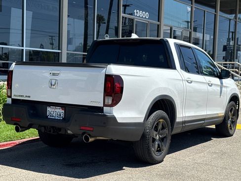 Used 2023 Honda Ridgeline Black Edition image 5