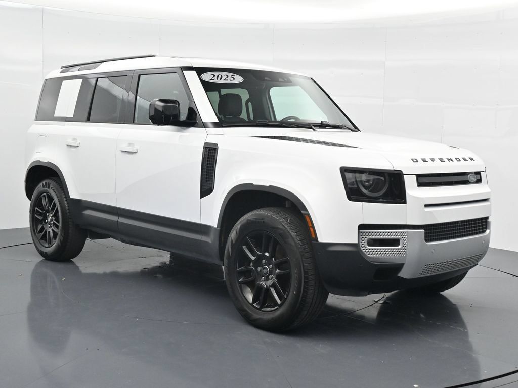 Used 2025 Land Rover Defender 110 S AWD/4WD image 9