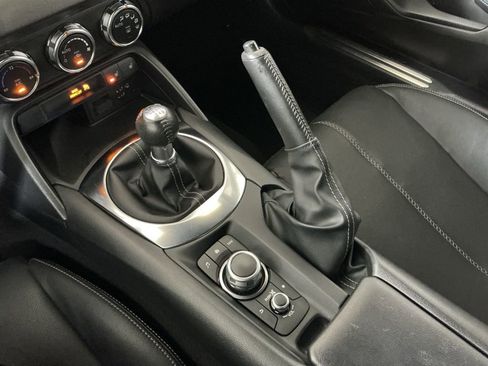 Used 2021 MAZDA MX-5 Miata Grand Touring image 12