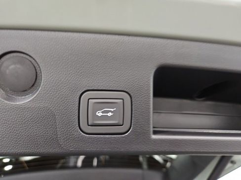 New 2026 Chevrolet Equinox ACTIV w/ Convenience Package III image 13