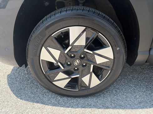 Used 2024 Hyundai Kona SEL AWD/4WD image 26