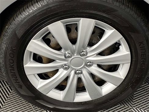 Used 2021 Nissan Sentra S image 29