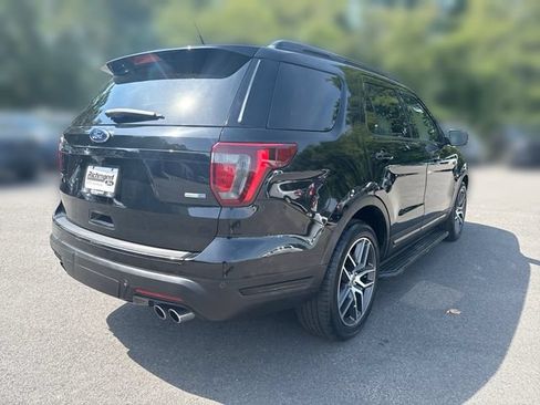Used 2018 Ford Explorer Sport w/ Ford Safe & Smart Package AWD/4WD image 8