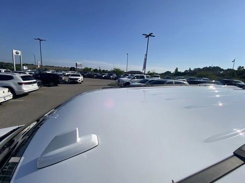 Used 2019 Chevrolet Tahoe LT AWD/4WD image 4