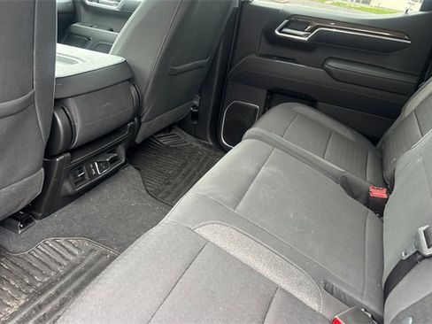 Used 2025 Chevrolet Silverado 1500 LT image 14