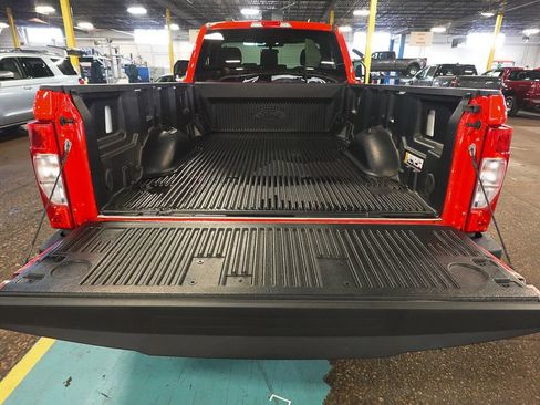 Used 2021 Ford F250 XL w/ Power Equipment Group image 26