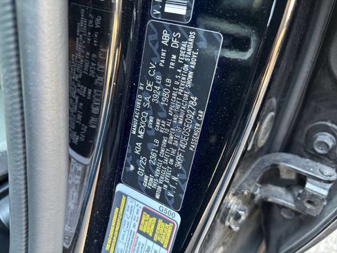Used 2025 Kia K4 FWD image 28