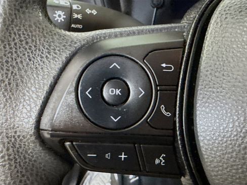 Used 2020 Toyota Corolla LE w/ Carpet Mat Package (TMS) FWD image 14