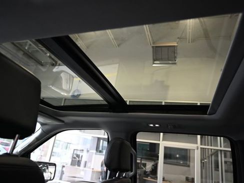 Used 2022 Ford F150 Lariat w/ Equipment Group 502A High image 24