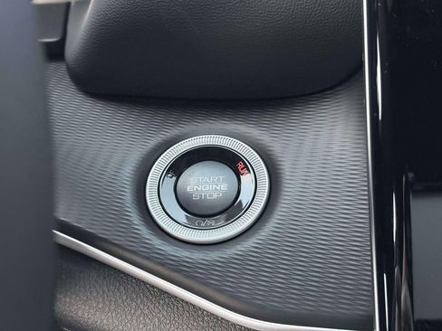 New 2025 Jeep Grand Cherokee Laredo w/ Luxury Tech Group I image 20