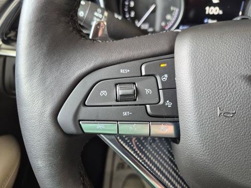 Used 2025 Cadillac XT6 Sport w/ Technology Package AWD/4WD image 27