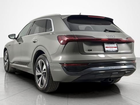 Used 2024 Audi Q8 e-tron Prestige w/ Prestige Package AWD/4WD image 3