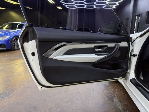 Used 2015 BMW M4 Coupe RWD image 13