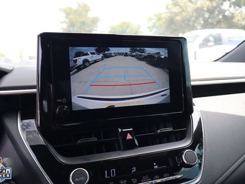 Used 2025 Toyota Corolla SE FWD image 22