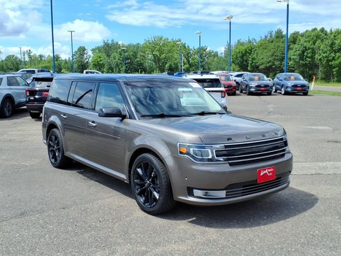 Certified 2019 Ford Flex Limited w/ Equipment Group 301A AWD/4WD image 8