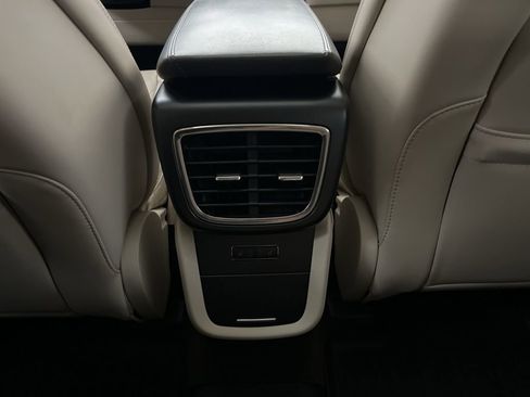 Used 2019 Lincoln Nautilus Reserve AWD/4WD image 29