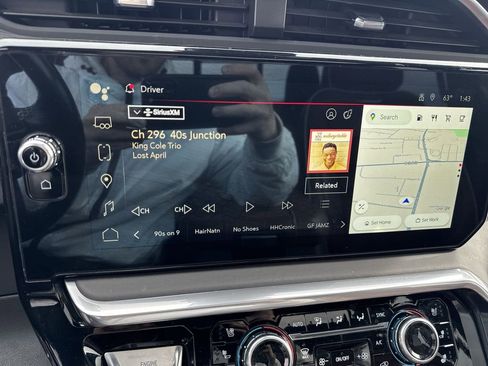 Used 2023 GMC Sierra 1500 Denali Ultimate image 16