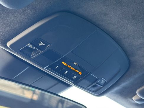 Certified 2018 Porsche 911 GT2 RS RWD image 19