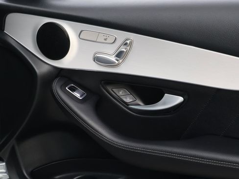 Used 2022 Mercedes-Benz GLC 300 image 16