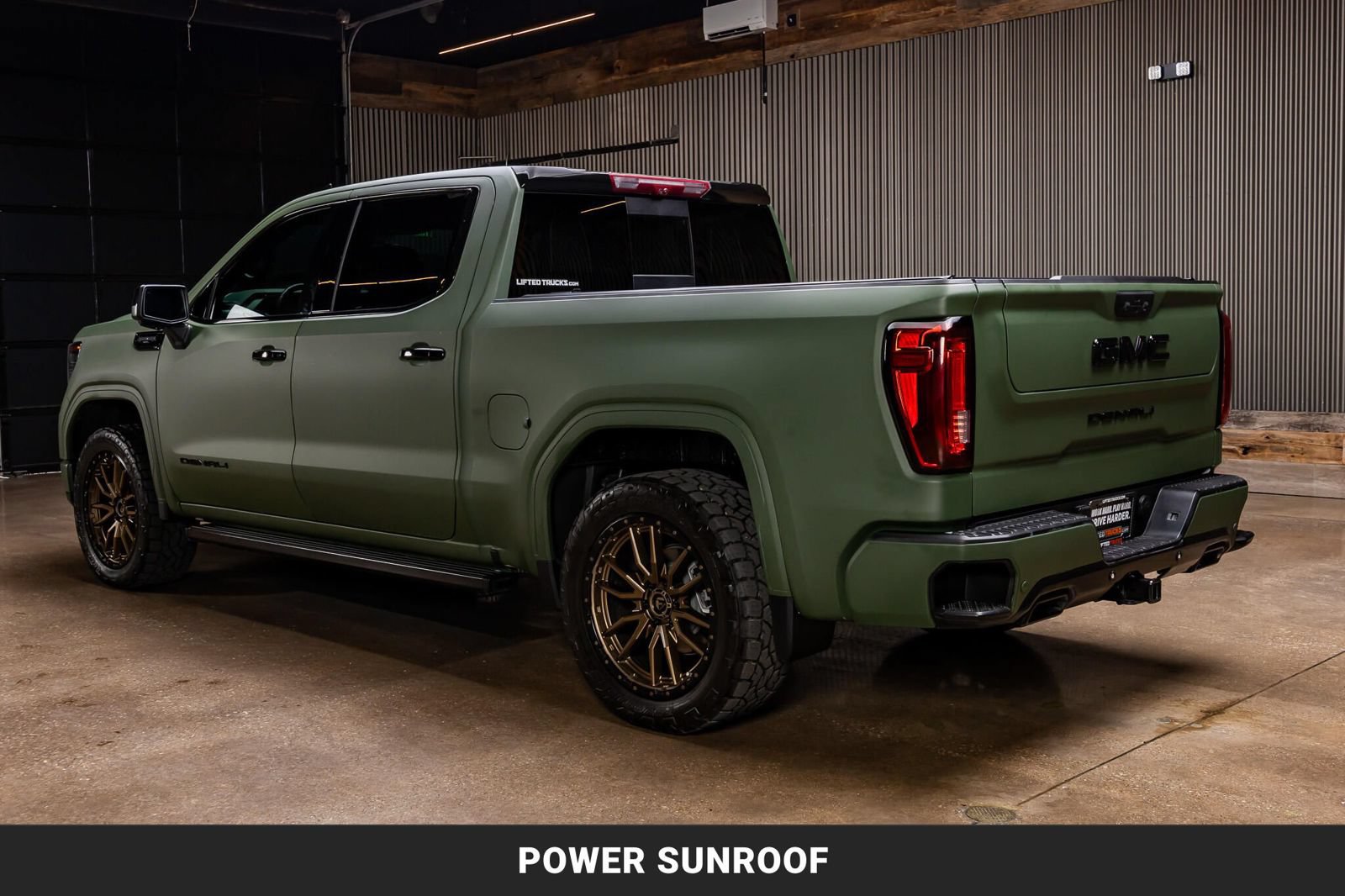 Used 2025 GMC Sierra 1500 Denali Ultimate AWD/4WD image 6