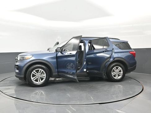 Certified 2020 Ford Explorer XLT AWD/4WD image 29