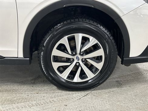 Certified 2022 Subaru Outback Premium w/ Popular Package #1 image 13