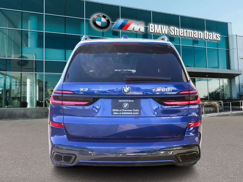 Used 2025 BMW X7 M60i image 5