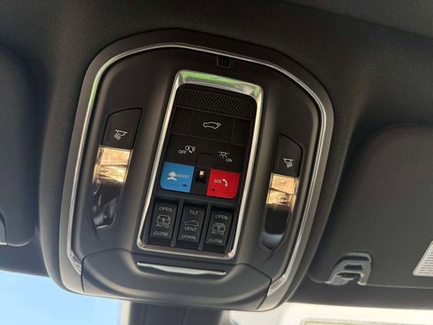 New 2026 Jeep Grand Wagoneer L Limited image 37